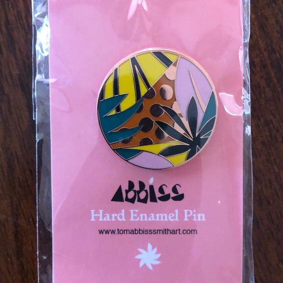 Free w $25 or more bundle…Tom Abbiss Hard Enamel Pin - Picture 1 of 3